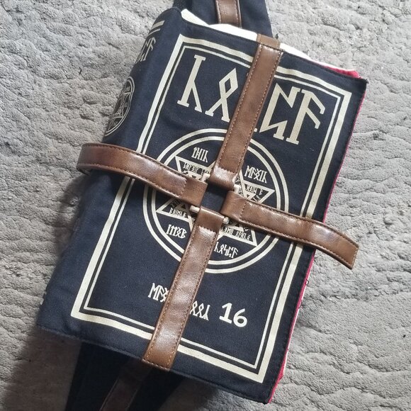 Handbags - Spell book bag